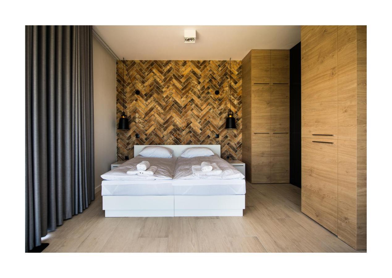 Hotel Ros Піш Екстер'єр фото