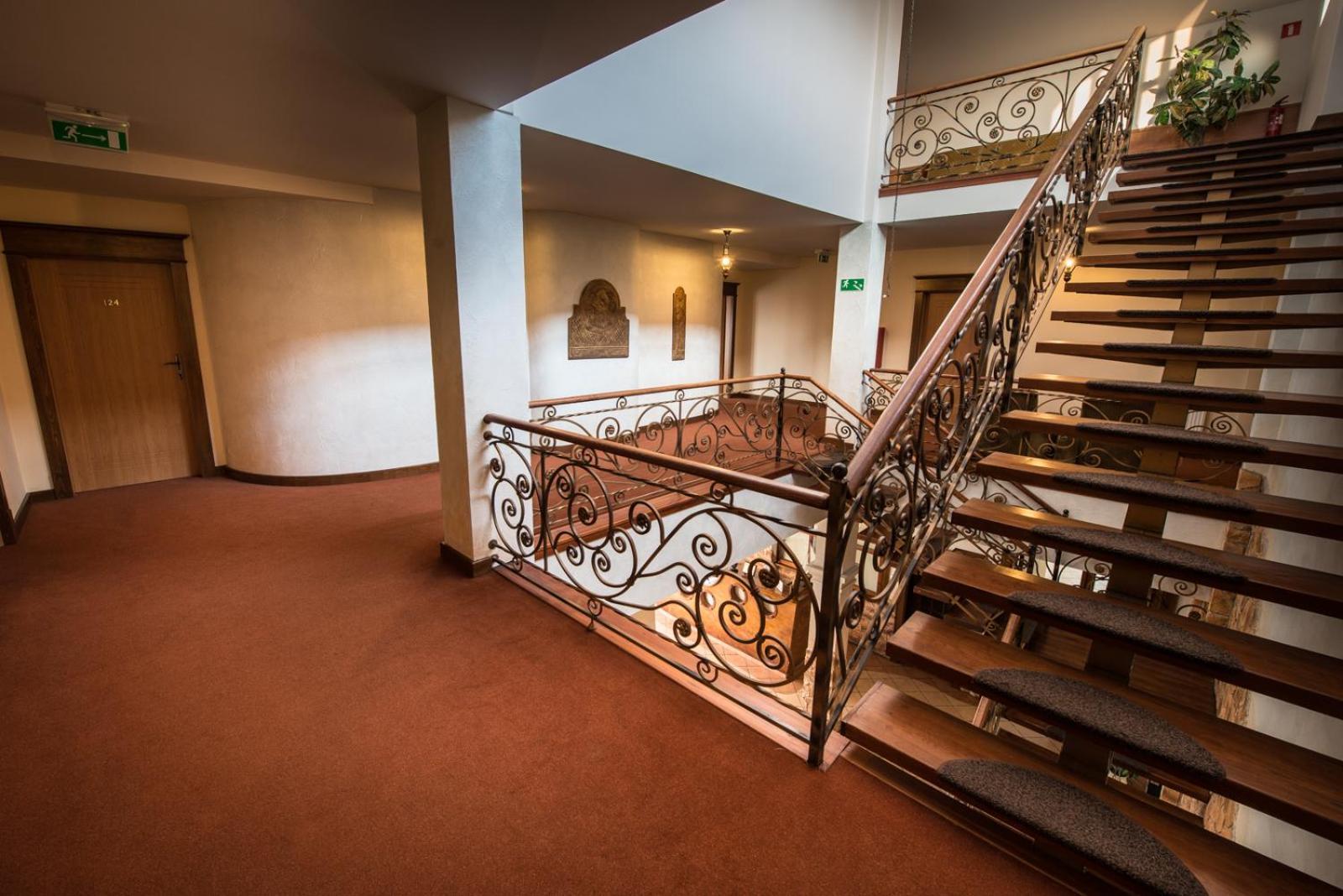 Hotel Ros Піш Екстер'єр фото